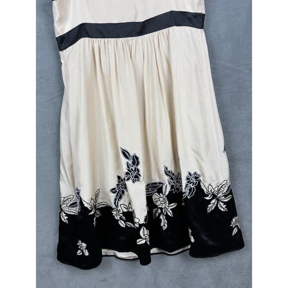 BCBG Maxazria Silk Dress Womens 10 Cream/Black Embroidered Floral Babydoll - Picture 6 of 13